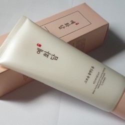 Sữa rửa mặt Dưỡng ẩm Chống lão hóa Yehwadam Deep Moisturizing (150ml) 12775