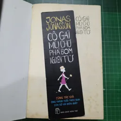 Cô gái mù chữ phá bom nguyên tử 563890