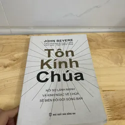 Tôn kính chúa 
