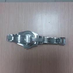 Đồng hồ thể thao nam dây kim loại màu bạc mặt đen