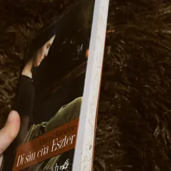 Di sản của Eszter 702986