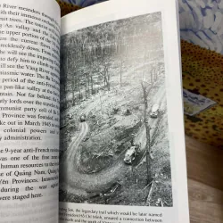 The Hồ Chí Minh Trail - Hoàng Khôi 976666