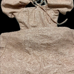 Đầm màu hồng nude, size M , còn mới 80% 471428