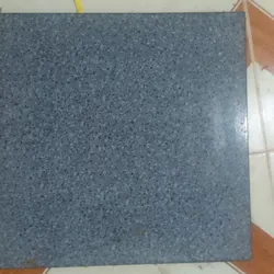Gạch men nhà e xây xong còn 15 thùng ai mua gọi e chia giá mềm 594476