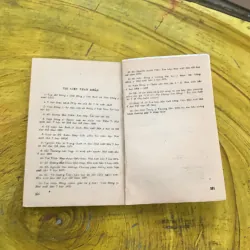 PHƯƠNG PHÁP XOA BÓP Y HỌC DÂN TỘC - GS. HOÀNG BẢO CHÂU & BS. TRẦN QUỐC BẢO 786872