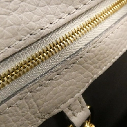 Túi Louis Vuitton Capucines BB M94634 617698