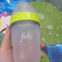 Bình sữa silicon Fatz baby size M 180ml và size L 240ml 312999