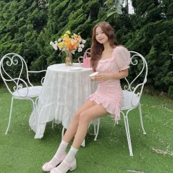 Váy nữ chiffon ngắn cổ Vuông tay bồng màu Hồng nhạt 749418