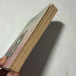 Russian - English Phrase Book for Tourists 995744