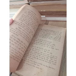 Nghĩ về thơ Hồ Xuân Hương - Lê Trí Viễn 525610