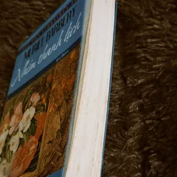 Nhím thanh lịch (bản in cũ) 698338