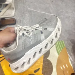 Giầy on running 973202