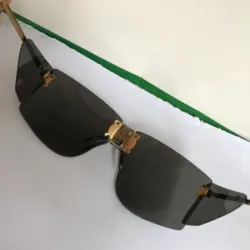 kính  dành cho thợ  hàng  , made in FRANCE  2 bên chấn bụi 972774