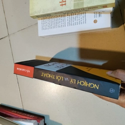 Nghịch lý và lỗi thoát 458735