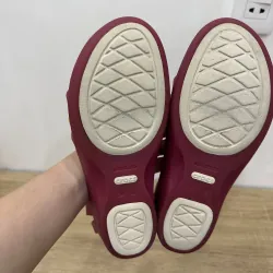 Giày crocs 2hand cao 4p size w6-36 độ mới cao hình chụp thật 989690