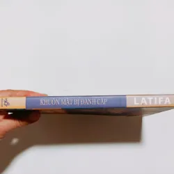 Khuôn Mặt Bị Đánh Cắp 753511