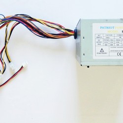 Bộ nguồn máy tính bàn đã hỏng Patriot giá đồng nát cho anh em thợ về lấy linh kiện 68308