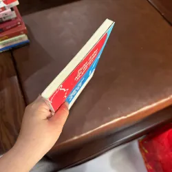 Bên Trên Tổn Thương Là Giá Trị – Sau Hơn Dối Trá Là Lý Trí- K4 1026963