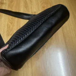 Túi nữ 26*19*7 da thật đan 2hand 992595