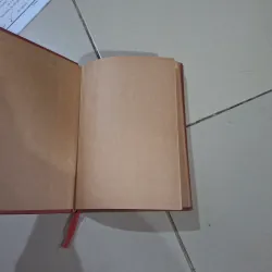 Tuổi thơ im lặng  1002543