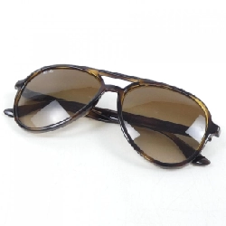 Kính mát Ray Ban - Hàng hiệu Authentic 885938