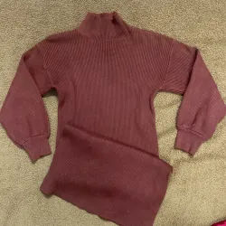 Đầm len dày xẻ tà 2 bên, dài tay có bo tay, cổ bẻ được  1011473