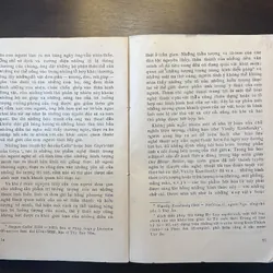 📖 Số phận lịch sử của chủ nghĩa hiện thực 625275