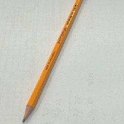 Bút chì 2B Steadyler yellow pencil 