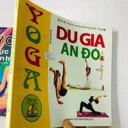 SÁCH YOGA  - sách đã qua sử dụng, tình trạng đọc tốt 