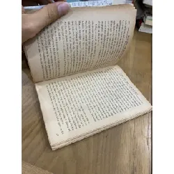 Ngọn nến bên kia gương - Nguyễn Thị Minh Ngọc