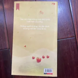 Văn học trẻ - những cánh hoa bay về trời nxb LD 2017  1025872