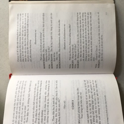 Hamlet; Romeo Và Juliet (10 Tác Phẩm Lớn Nhất Mọi Thời Đại, Bìa Cứng) 521763