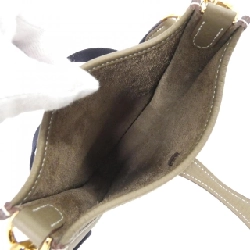 【Sản phẩm chưa sử dụng】Túi xách vai Hermès Evelyne Amazon 16cm 069426CC 611188