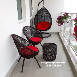 Xích đu kèm bàn ghế ban công mây nhựa