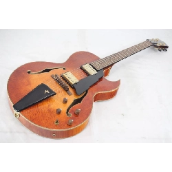 ＥＡＳＴ ＭＡＮ ＡＲ－３８０ＣＥ - Hàng hiệu Authentic 879169