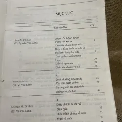 Cũng đang điều trị nội khoa - MICHELE WOODLEY, M.D ALISON WHELAN, M.D 958654