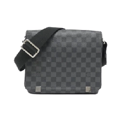 Túi xách vai Louis Vuitton Damier Graphite District PM N41028