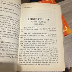 NHÀ NGUYỄN - CHÍN CHÚA, MƯỜI BA VUA (XB 2002) 699282