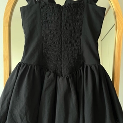 Đầm đen ByVee size M 499323
