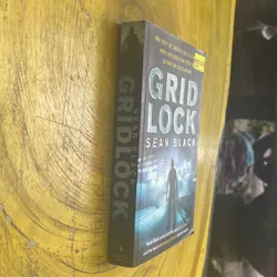 GRID LOCK- SEAN BLACK 594506