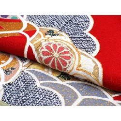 Kimono Furisode chế tác bằng vàng Yūzen - Hàng hiệu Chính hãng 875573