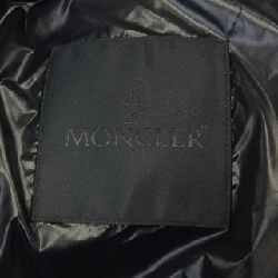 Áo khoác MONCLER 633474