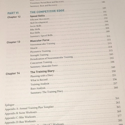Sách học bơi chuyên sâu (tiếng Anh): THE TRIATHLETE'S TRAINING BIBLE (Khổ lớn, dày nặng) 476880