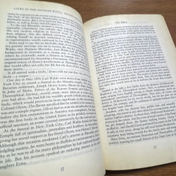 Lives in the Shadow with J Krishnamurti Radha Rajagopal Sloss 392142