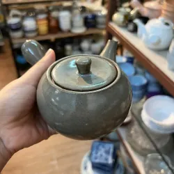 Ấm trà sứ cổ điển dung tích 250ml màu xám đậm 603010
