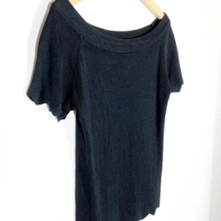 Áo Mongtoghi Hàn chất mềm thoáng mát
Size M L
 462642