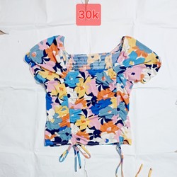 Áo hoa croptop cổ vuông dây rút 141685