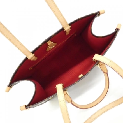 Túi Louis Vuitton Monogram (LV X YK) On The Go 2023RT MM M46379 618477