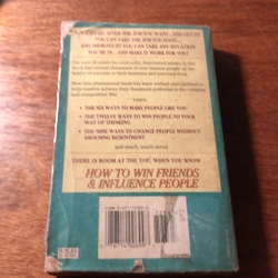 How to win friends and influence people 528981
