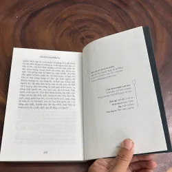 II Tiểu Thuyết: Hạt Cơ Bản - MICHEL HOUELLEBECQ - 2006 976268